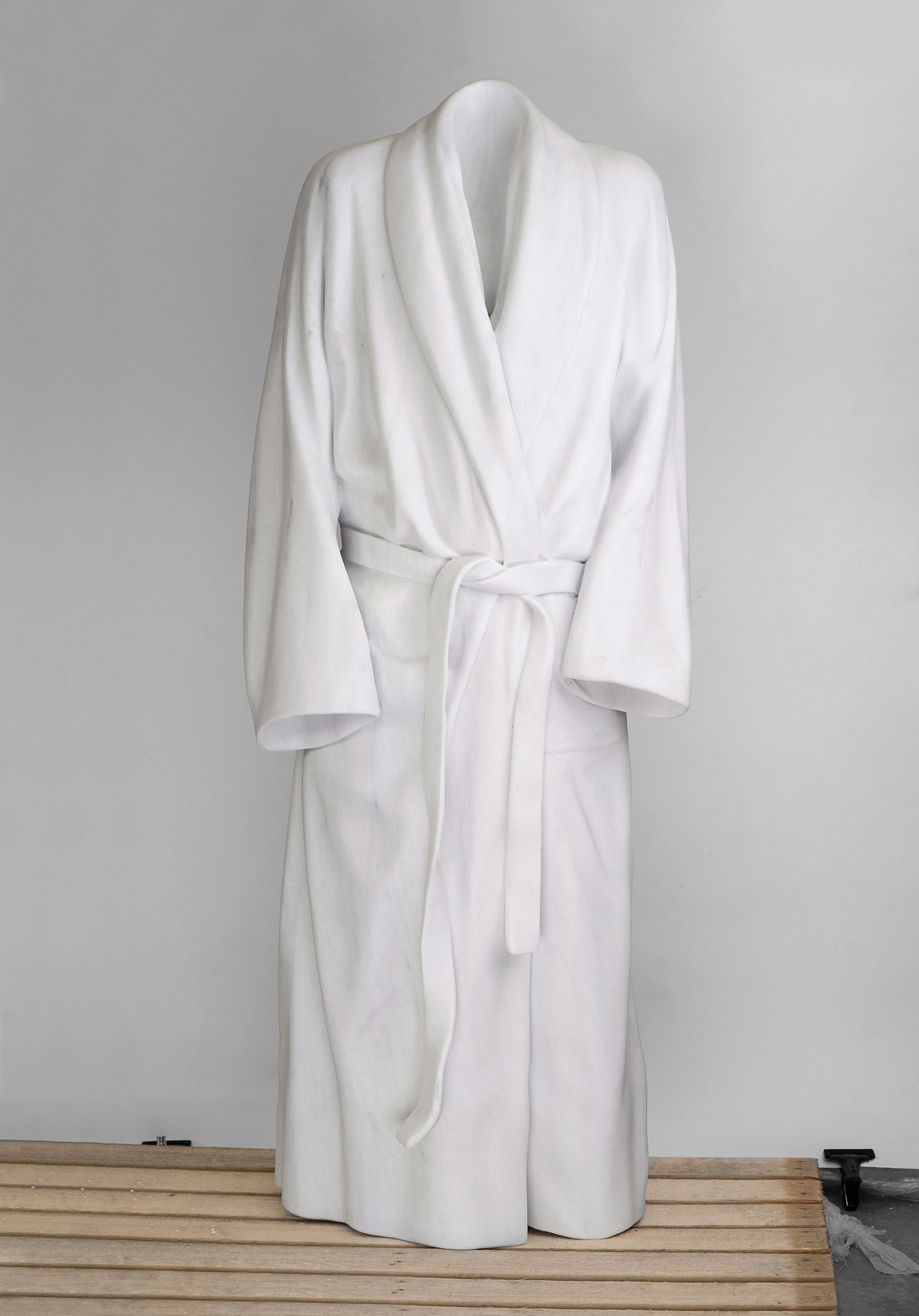 Bademantel aus Marmor